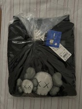 Sweat shirt kaws uniqlo - sweat-shirt,