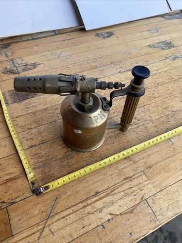Old tool outil - (n°4, tool,