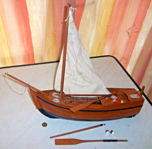 Bateau canot bois balsa - canot,