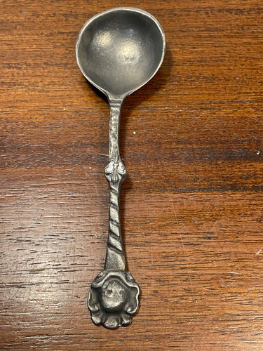 Ancienne cuillère etain - cuillère, en