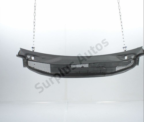 Baie pare brise 1698300413 - de,