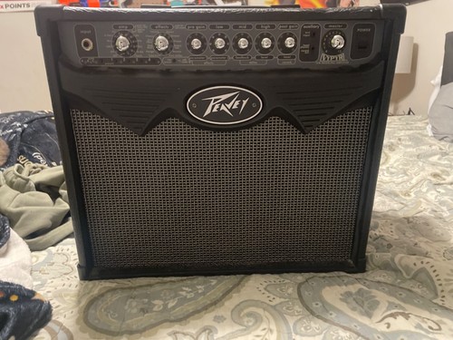 Peavey guitar amp used once