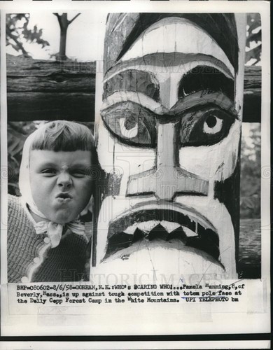 1958 press photo totem - 1958, pole