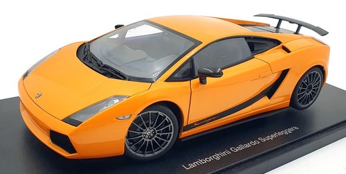 Autoart scale 74581 - scale,