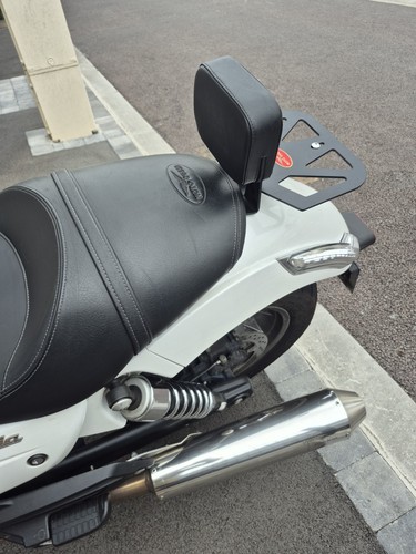 Sissy bar pour - bar,