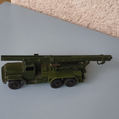 Camion militaire miniature