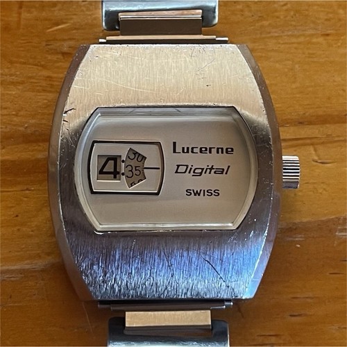 Lucerne montre digitale méca - montre,