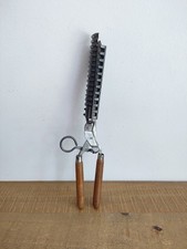 Ancien Fer à Gaufrer Ou Friser Outil De Coiffeur - Vintage