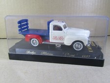 562WVintage Solido Age d'Or