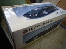 1/18 AUTO art Lotus Esprit