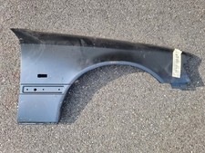 AILE AVANT DROITE W202