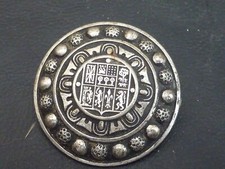 Trés belle ancienne broche - belle, et