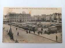 1 CPA - 14/18 - Parc de camions sur la place de l'hôtel de ville à Beauvais