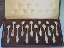 12 petites cuillères Ercuis