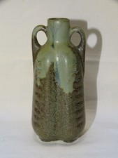-JOLI PETIT VASE GRES à