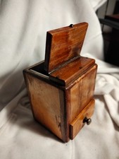 Ancien Moulin à café bois