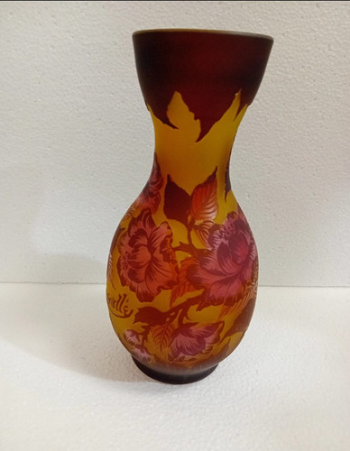 Vase gallé décor floral - –,