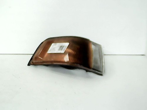Clignotant droit mazda 323 - 323, s