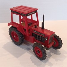 Britains Die Cast  Volvo BM2654 Tracteur échelle 1:32