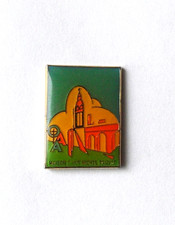 Pin's Maison Saint Michel Priziac Morbihan