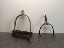 Lot de 2 éperons anciens
