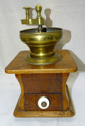 Joli ancien grand - grand, a