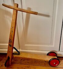 Trottinette en bois A B C Baby