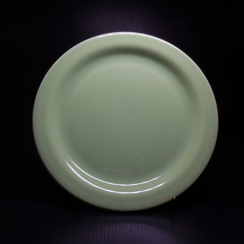 Assiette plate vert céramique