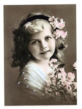 Photo « Enfant aux fleurs cerisier » reproduction style ancien n°4 -17,8X12,8cm