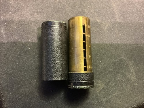 Porte louis avec distributeur - porte,