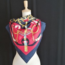 Écharpe Hermès Carré