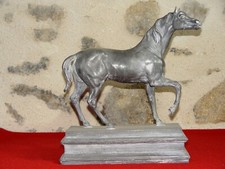Statue Cheval de 6,360 kg