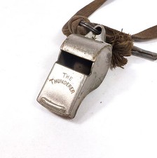 Sifflet D'Arbitre Vintage En