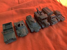 6 VÉHICULES MILITAIRES LESNEY