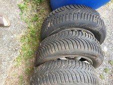 2 pneus neiges jantes alu hankook 185/65r15 92T + 1 pneu goodyear jante tôle