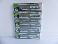 HN6636 ARNOLD N 1:160 / 5 WAGONS A PAROIS COULISSANTES Habbins FRET Ep IV-V