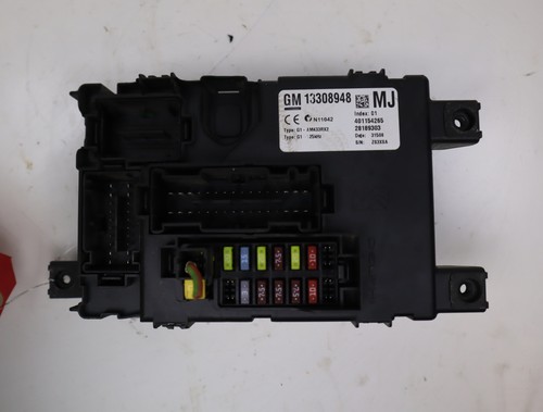 Boite fusibles occasion opel - fusibles,