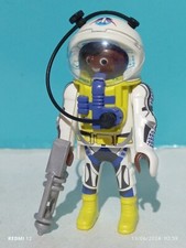PLAYMOBIL FIGURINE ASTRONAUTE