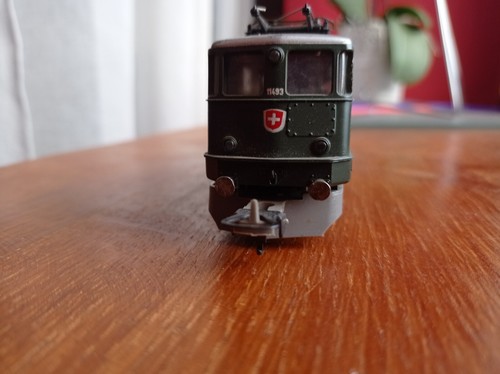 Loco 6 lima - ae,