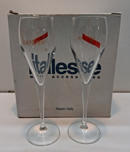 Champagne mumm flutes - mumm,