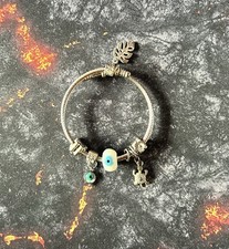 BEAU BRACELET JONC AVEC
