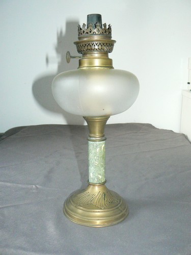 Ancienne lampe petrole verre - ancienne, a