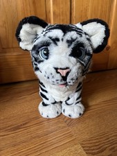 Exclusive FurReal Roarin’