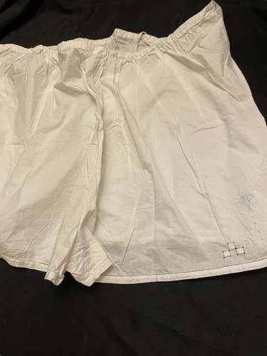 Ancienne culotte brodée - ancienne,