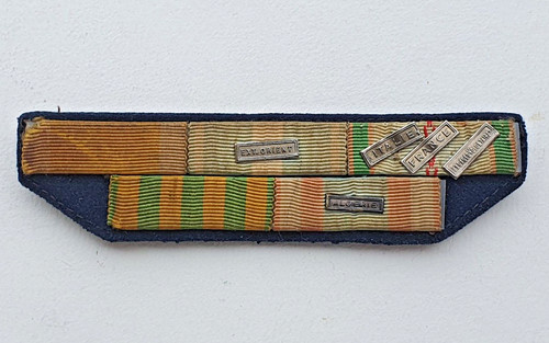 Barrette rubans un - de, d'un