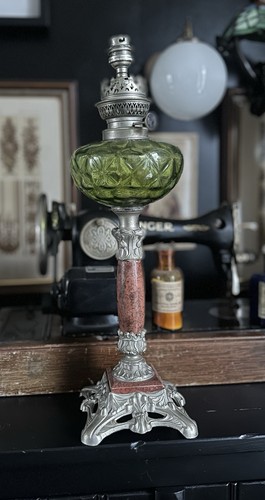 Magnifique lampe pétrole - lampe,
