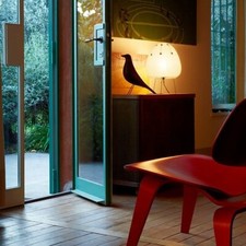 Vitra Eames House Bird objets en aulne en bois noir L278 x H276 mm