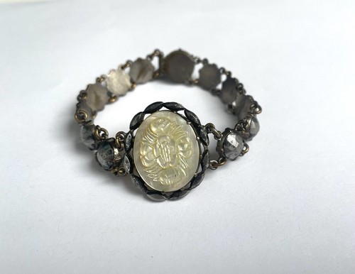Ancien bracelet acier taillé - ancien,