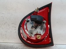 Feu arriere secondaire gauche