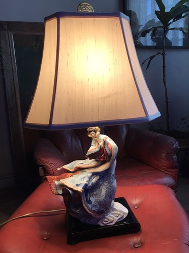 Lampe figurine porcelaine - figurine,